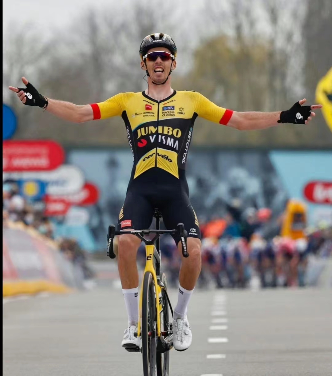 Wielerkrijger Laporte viert zijn 31e verjaardag